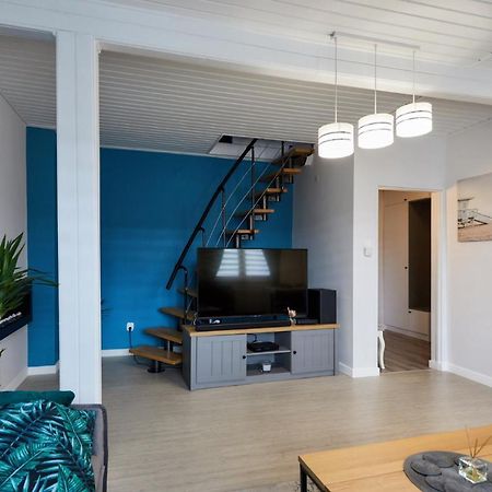 Апартаменты Apartament Livia Dwupoziomowy , Klimatyzacja , Wi-Fi Свиноуйсьце Экстерьер фото