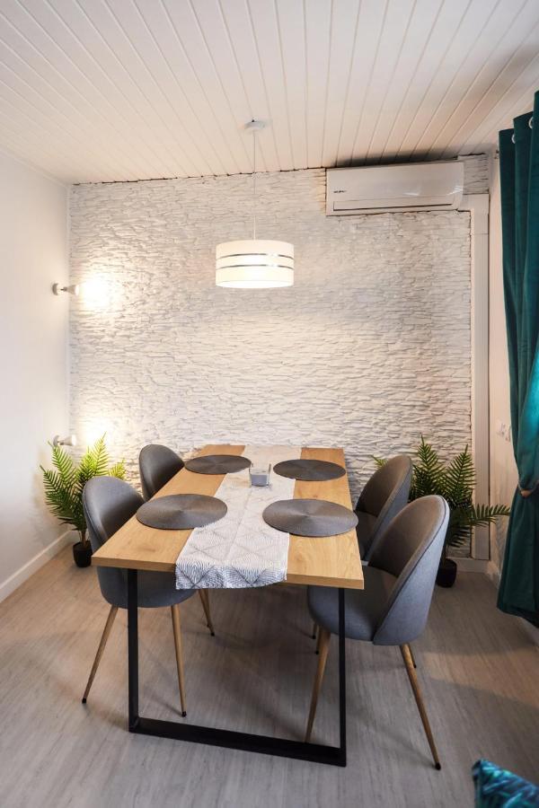 Апартаменты Apartament Livia Dwupoziomowy , Klimatyzacja , Wi-Fi Свиноуйсьце Экстерьер фото