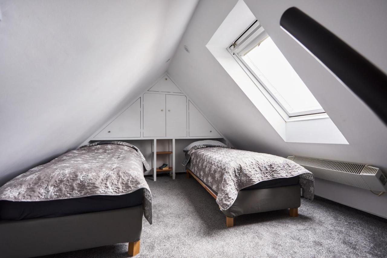 Апартаменты Apartament Livia Dwupoziomowy , Klimatyzacja , Wi-Fi Свиноуйсьце Экстерьер фото